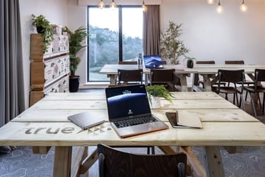 true Apartment River View - Image 35