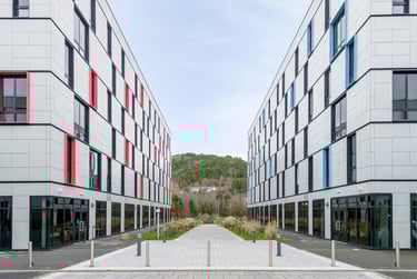 true Apartment - 5 Bedrooms - Image 35