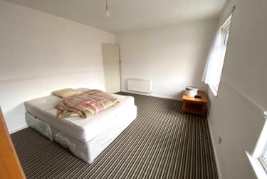 2 bed house, Gort Place, Gilesgate, Durham, DH11EY - Image 3