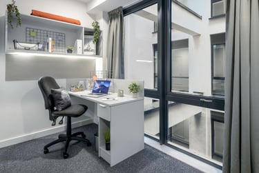 True Apartment at true Leicester, 3 Humberstone Road, Lee Circle, Leicester, LE53AS - Image 4