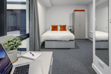 True Apartment at true Leicester, 3 Humberstone Road, Lee Circle, Leicester, LE53AS - Image 5