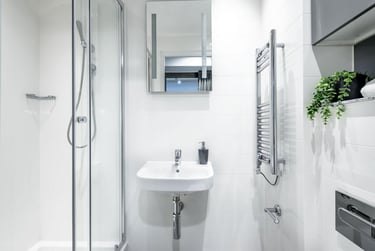 True Apartment at true Leicester, 3 Humberstone Road, Lee Circle, Leicester, LE53AS - Image 7