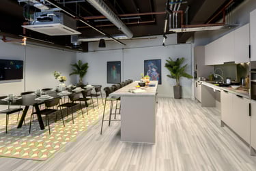 True Studio Plus - Image 42