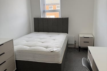 4 bed house, High Street South, Langley Moor, Durham, DH78JW - Image 4