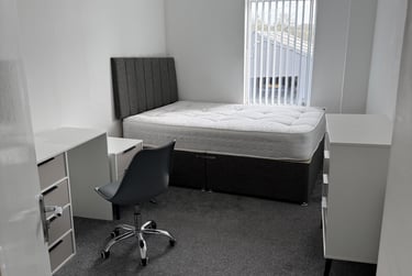 4 bed house, High Street South, Langley Moor, Durham, DH78JW - Image 12