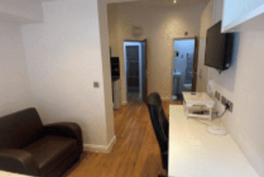 1 bed house, De Montfort Street, Highfields, Leicester, LE17GN - Image 1