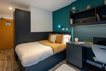 Classic Ensuite - Image 2