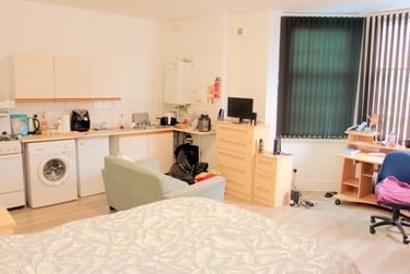 1 bed house, Aylestone Road, City Centre, Leicester, LE27LL - Image 1