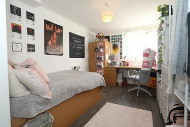1 bed house, London Road, Highfields, Leicester, LE21EG - Image 1