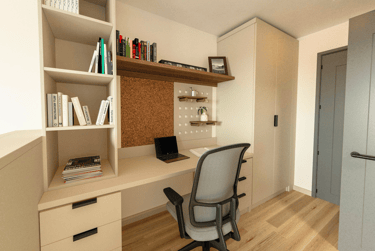 Bronze Studio - Image 2