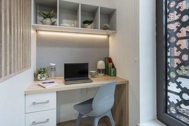 Premium Studio with Wet Room - Image 4