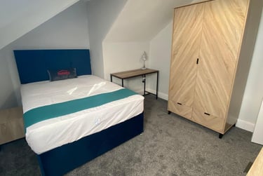 2 bed house, Myrtle Road, Highfields, Leicester, LE21FX - Image 2