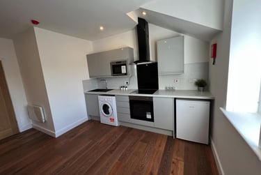 2 bed house, Royal Park Road, Hyde Park, Leeds, LS61FR - Image 8