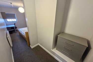 5 bed house, Robin Hood Street, Hockley, Nottingham, NG31GF - Image 10