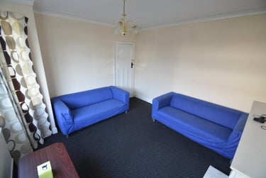 3 bed house, Ash Gardens, Headingley, Leeds, LS63LD - Image 2