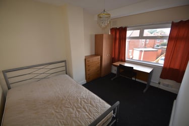 3 bed house, Ash Gardens, Headingley, Leeds, LS63LD - Image 8