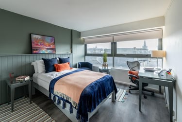 Platinum Plus Studio - Image 1