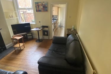 4 bed house, Bampton Street, City Centre, Loughborough, LE112DR - Image 3