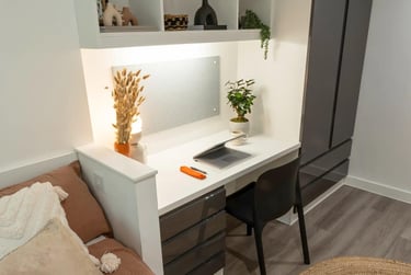 Club Ensuite - Image 2