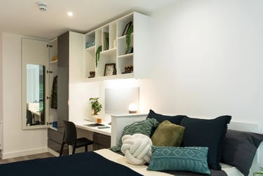 Elite Ensuite - Image 1