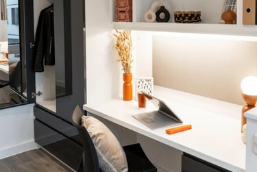 Club Ensuite at Palamon Court, Rhodaus Town, City Centre, Canterbury, CT12YA - Image 5