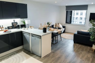 Club Ensuite at Palamon Court, Rhodaus Town, City Centre, Canterbury, CT12YA - Image 4