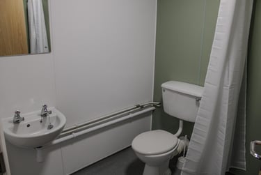 Non Ensuite - Bronze (10 Bed) - Image 13