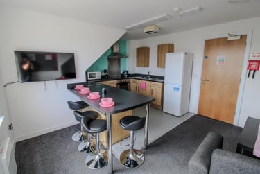 Ensuite - Platinum at St Peter House, St Peter Street, Pittodrie, Aberdeen, AB243HU - Image 6