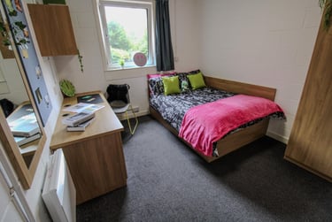 Ensuite - Silver at St Peter House, St Peter Street, Pittodrie, Aberdeen, AB243HU - Image 1