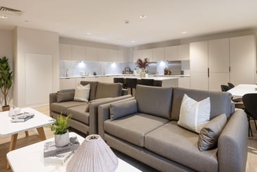 Premium Ensuite - Image 10