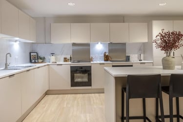 Premium Ensuite - Image 11