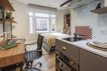 Silver Studio - Image 2