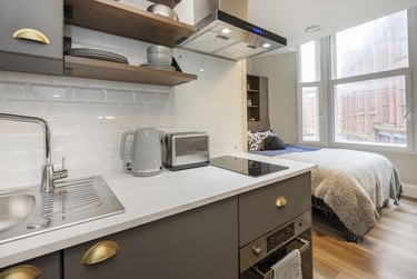 Gold Studio - Image 4