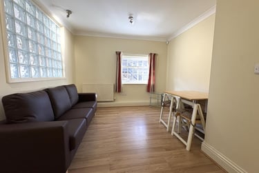 3 bed house, Northumberland Road, Broomhall, Sheffield, S102TT - Image 1