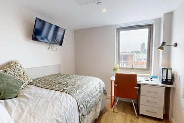 4 Bed Ensuite at COSMOS, 2 Moore Street, City Centre, Sheffield, S37HZ - Image 2