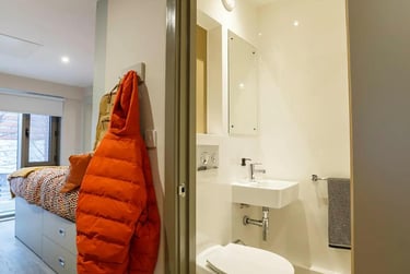 Classic Studio at COSMOS, 2 Moore Street, City Centre, Sheffield, S37HZ - Image 4