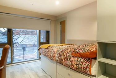 Classic Studio at COSMOS, 2 Moore Street, City Centre, Sheffield, S37HZ - Image 3