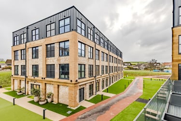 Balcony Signature Studio - Image 12