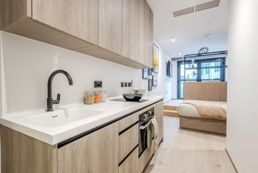 Balcony Signature Studio - Image 3
