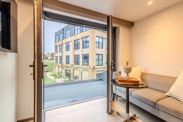 Balcony Signature Studio - Image 8