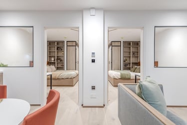 Large 2 Bedroom - Image 1