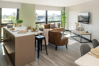 Standard 5 Bed Apartment - Image 5