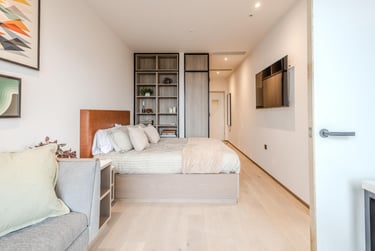 One Bedroom Apartment - Image 1