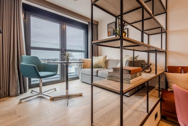 Penthouse One Bedroom - Image 11