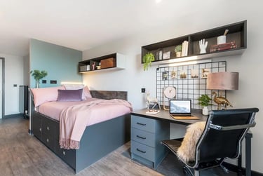 Premium Club Studio - Image 1