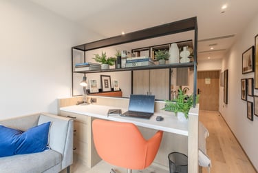 Signature Studio - Image 6
