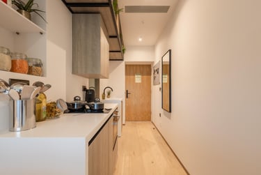 Signature Studio - Image 10