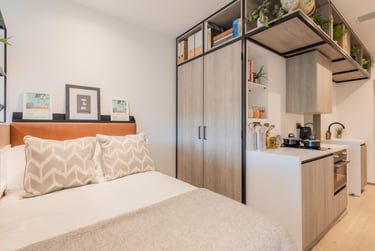 Signature Studio - Image 12