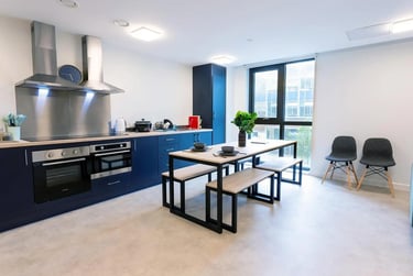 8 Bed Cluster Ensuite - Image 6