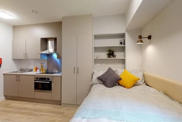 Block B Penthouse Studio - Image 1